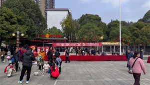 六枝特区红十字会开展学雷锋月暨未成年人保护志愿服务活动